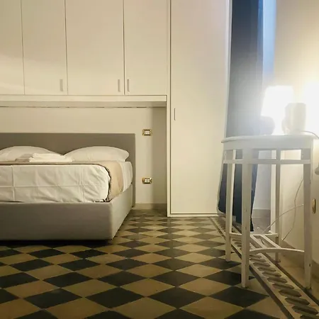 住宿加早餐酒店 Palazzo Siotto 卡利亚里